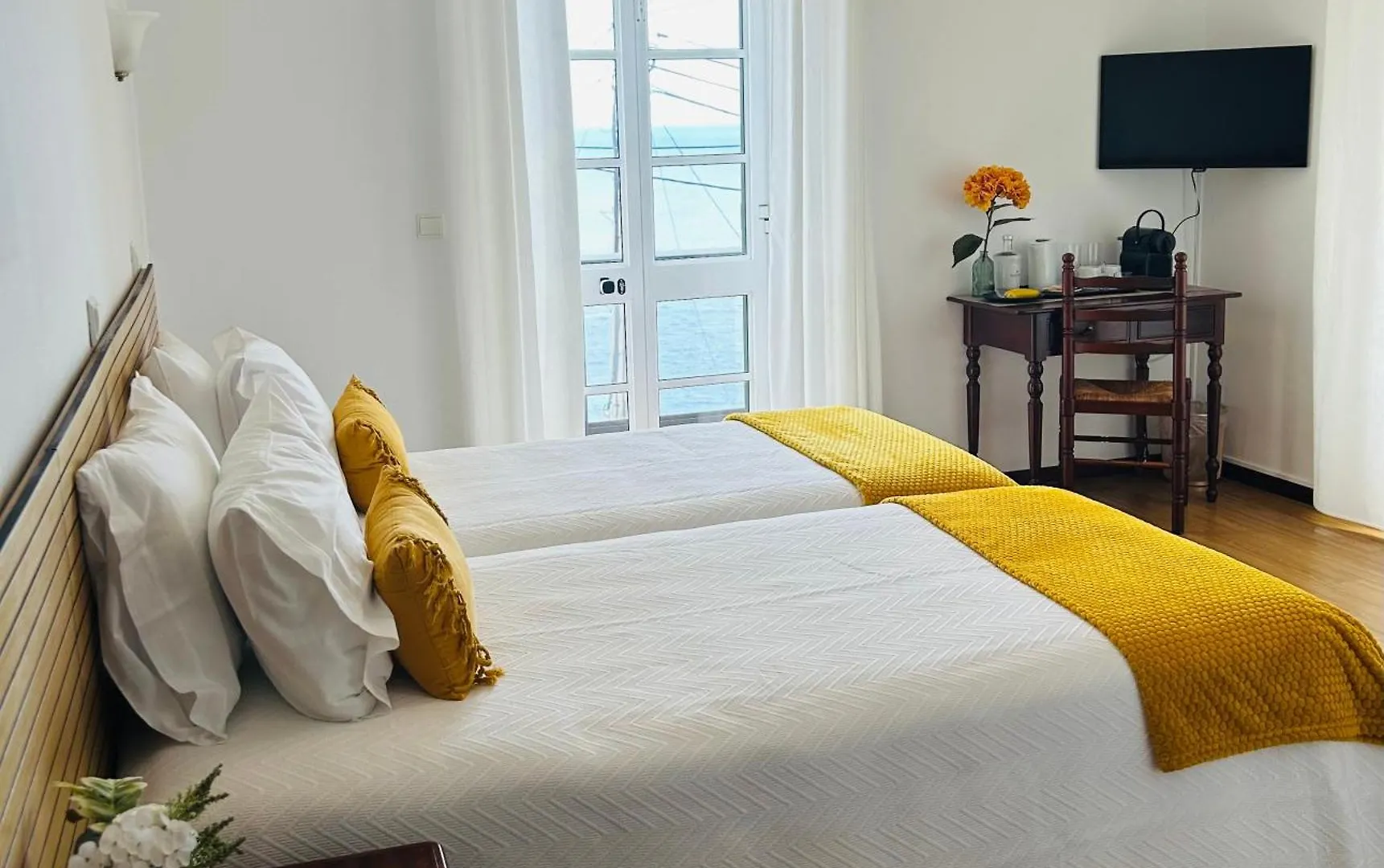 Homestay Solmar - Alojamento Porto Moniz